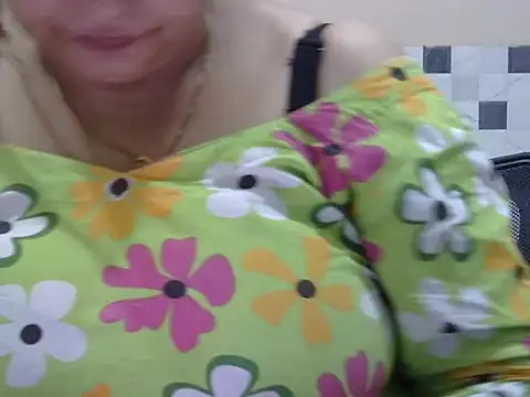 Snapshot of bhabhi_jaan11 chatting on September 28, 1:49 pm bhabhi jaan11 online show from September 28, 1:49 pm