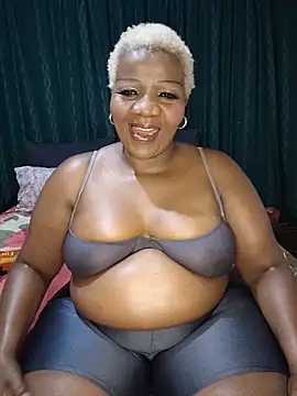 dirasweetlipsxx online show from July 13, 7:16 pm