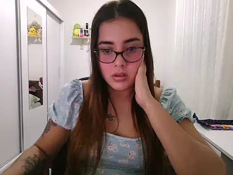 maliamiller online show from June 5, 6:52 am