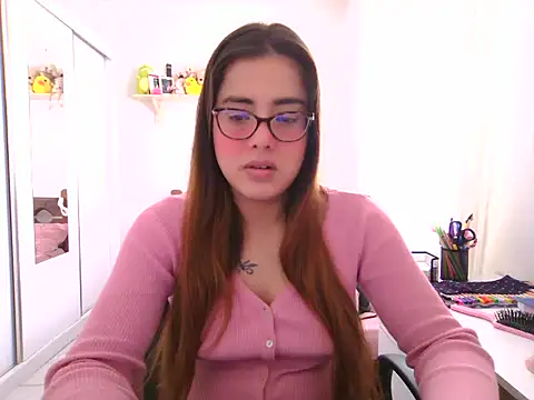maliamiller online show from June 15, 4:31 pm