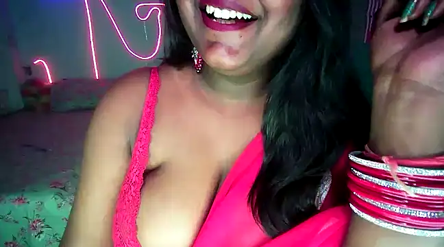 Snapshot of expression_queen chatting on March 10, 2:48 pm expression queen online show from March 10, 2:48 pm