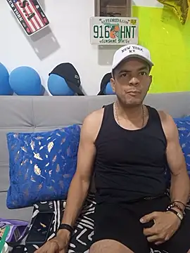 Snapshot of latinmartin73 chatting on October 8, 10:51 pm latinmartin73 online show from October 8, 10:51 pm