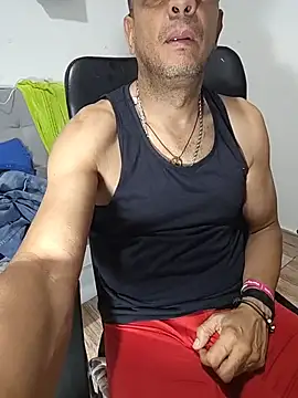 Snapshot of latinmartin73 chatting on July 18, 10:13 pm latinmartin73 online show from July 18, 10:13 pm