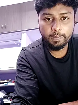 Snapshot of Gawothum chatting on December 7, 6:15 pm Gawothum online show from December 7, 6:15 pm
