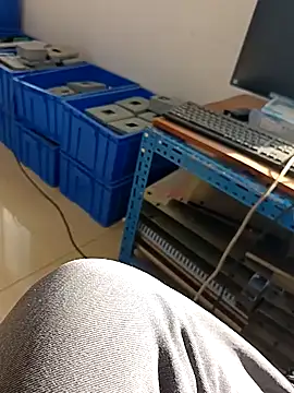 huzi518 online show from January 14, 6:30 am