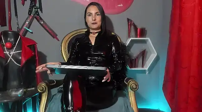 zoeharryzon online show from February 25, 9:13 pm