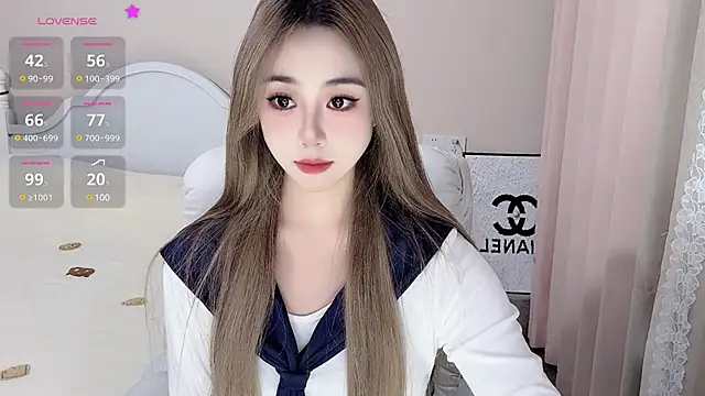 Caitlyn   online show from December 21, 3:31 pm