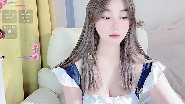 Caitlyn   online show from February 27, 1:22 pm