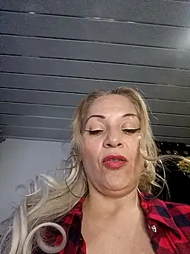 Fenix 528 online show from November 1, 3:19 am