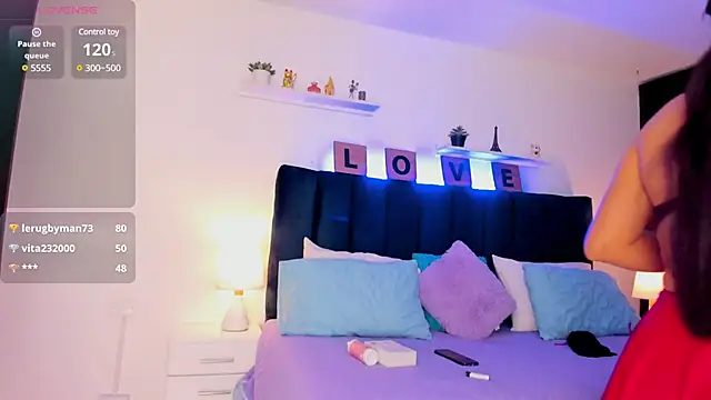 Mia brunette26 online show from January 15, 2:06 am