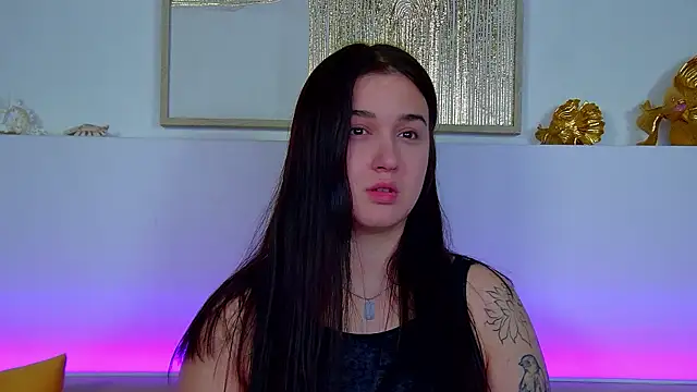 ChristinaMilton online show from November 17, 6:35 pm