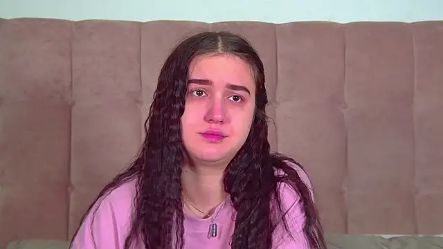 ChristinaMilton online show from February 11, 7:24 am