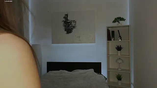 aryamirelle online show from March 10, 9:18 pm