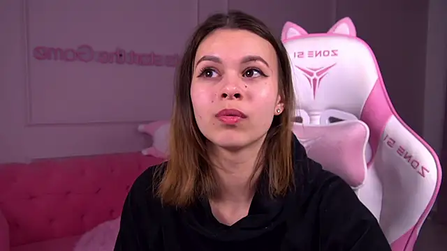 PollyLanders online show from February 23, 7:28 pm