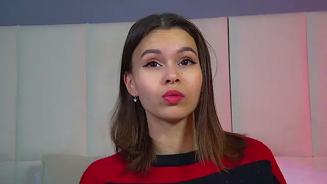 PollyLanders online show from February 8, 8:12 pm