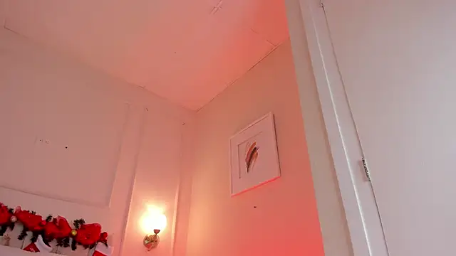 Snapshot of dani_skinny_ chatting on December 6, 2:49 pm dani skinny  online show from December 6, 2:49 pm