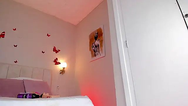 Snapshot of dani_skinny_ chatting on March 13, 2:44 pm dani skinny  online show from March 13, 2:44 pm