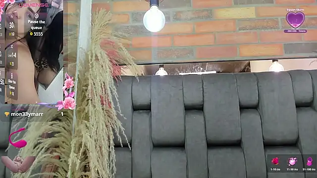 JESSYCORTES online show from March 21, 8:19 am