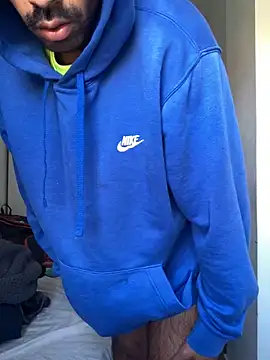 Lucascacaca online show from March 22, 1:47 pm