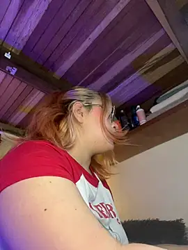 SophiaWeestt99 online show from February 25, 3:49 am