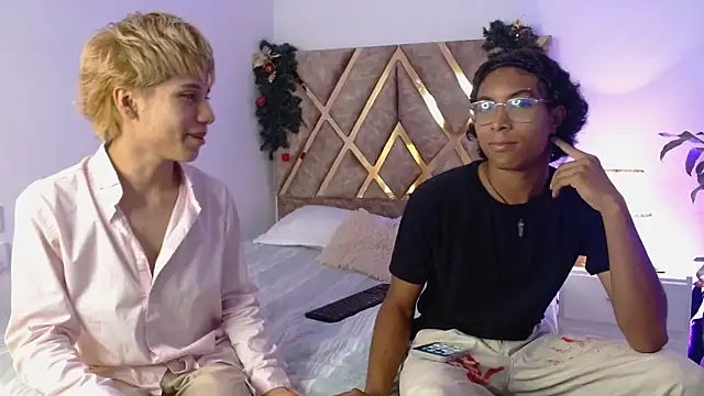 Tommyfoxboy online show from December 21, 8:32 pm