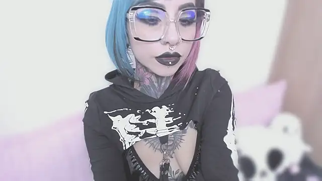 NikkiRamone online show from September 30, 11:43 pm