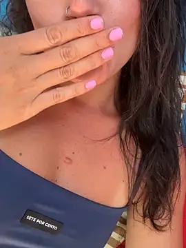 Snapshot of BetinaSoares chatting on December 15, 5:39 pm BetinaSoares online show from December 15, 5:39 pm