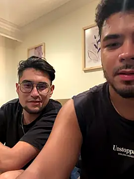 thiagowes online show from October 22, 4:13 am