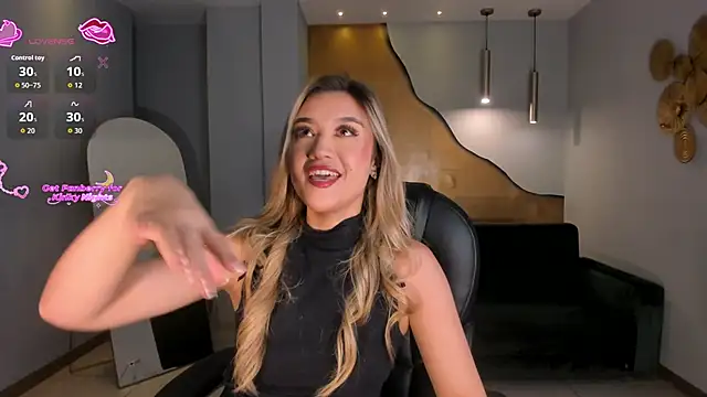 RebeccaHudson online show from March 25, 7:42 pm