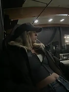 M1ssyk1ssy online show from February 1, 8:16 pm