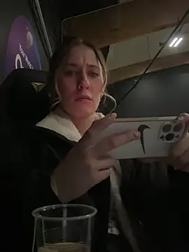 M1ssyk1ssy online show from February 2, 10:28 pm