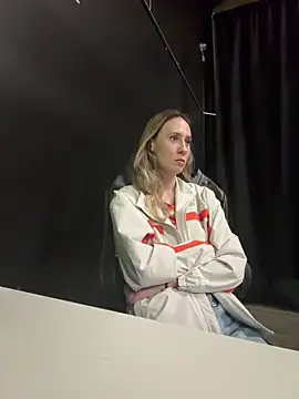 M1ssyk1ssy online show from April 5, 11:24 pm