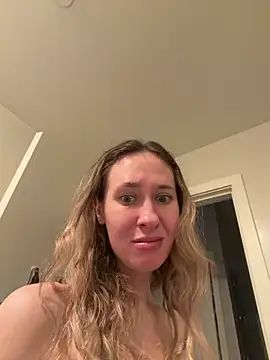 Snapshot of M1ssyk1ssy chatting on May 20, 4:13 pm M1ssyk1ssy online show from May 20, 4:13 pm