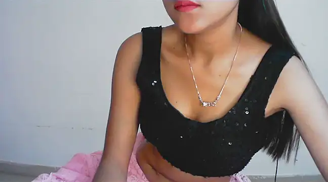 Snapshot of collage_hoty chatting on February 24, 7:52 pm collage hoty online show from February 24, 7:52 pm