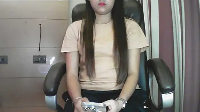 collage hoty online show from January 18, 3:49 pm