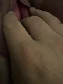 Snapshot of bigbooty14 chatting on March 21, 5:12 am bigbooty14 online show from March 21, 5:12 am