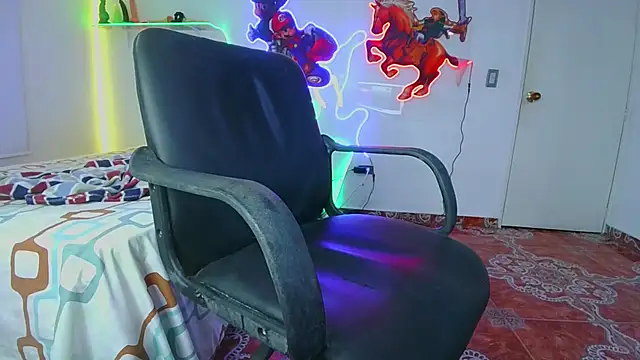 sweetie tsgirl  online show from December 11, 3:24 am