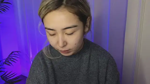 Deiri Delightful online show from December 6, 5:53 am