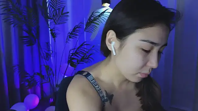 Deiri Delightful online show from December 18, 6:21 am