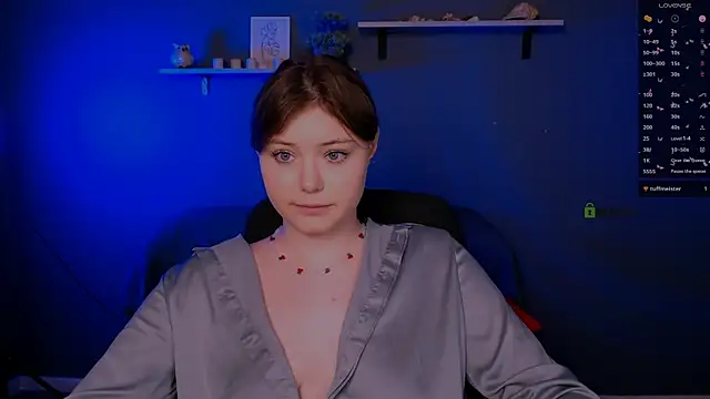 nikole kitt online show from December 1, 8:36 pm