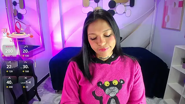 Snapshot of samantha_simur chatting on October 15, 11:54 am samantha simur online show from October 15, 11:54 am