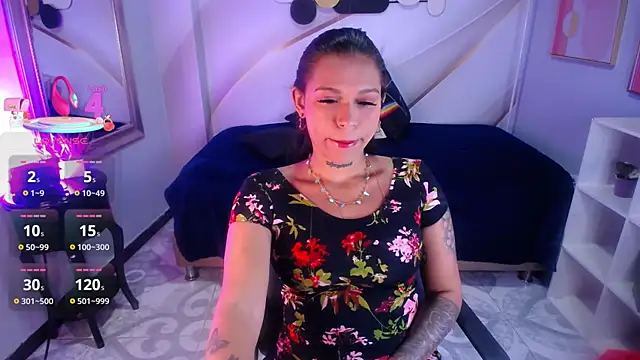 Snapshot of samantha_simur chatting on October 17, 11:46 am samantha simur online show from October 17, 11:46 am