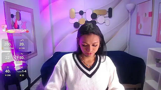Snapshot of samantha_simur chatting on October 18, 11:33 am samantha simur online show from October 18, 11:33 am