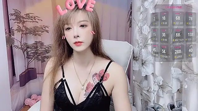 Snapshot of NINIbaby-99 chatting on June 7, 4:00 pm NINIbaby-99 online show from June 7, 4:00 pm