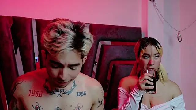 AliceandMax online show from March 13, 5:50 pm