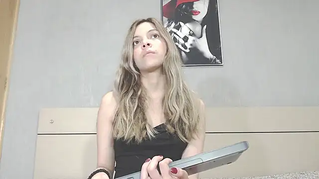 andreau18 online show from January 8, 2:03 pm