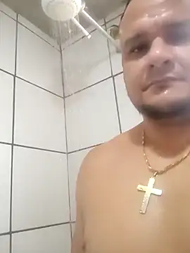 Snapshot of DitchingThrottle chatting on February 2, 5:11 pm DitchingThrottle online show from February 2, 5:11 pm