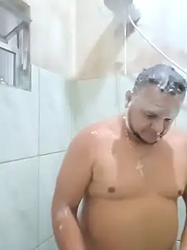 Snapshot of DitchingThrottle chatting on February 19, 9:11 pm DitchingThrottle online show from February 19, 9:11 pm