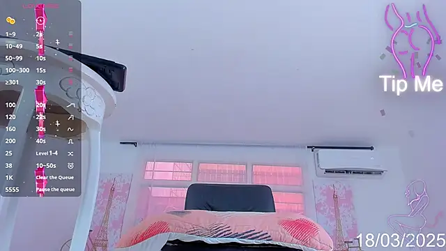 Keila Mendoza online show from March 18, 8:37 pm