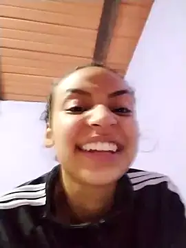 Snapshot of emma_ambar chatting on February 7, 12:53 am emma ambar online show from February 7, 12:53 am